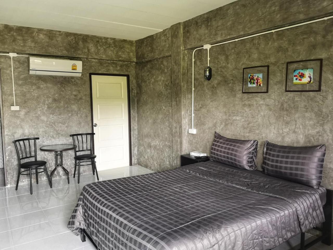 4Hearts Loft House Otel Surat Thani Dış mekan fotoğraf